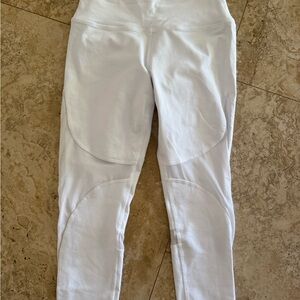 Alo Yoga white high waist Coast Capri leggings- medium